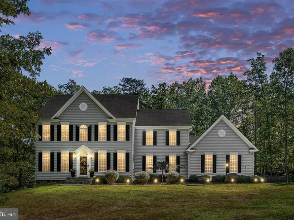 8703 Laroque Run Dr, Fredericksburg, VA 22407