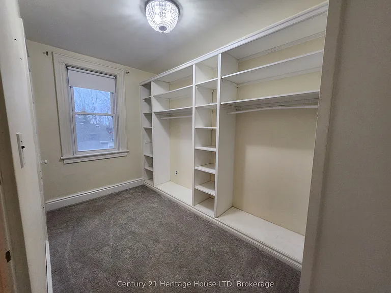8269 Willoughby Dr — Photo 18