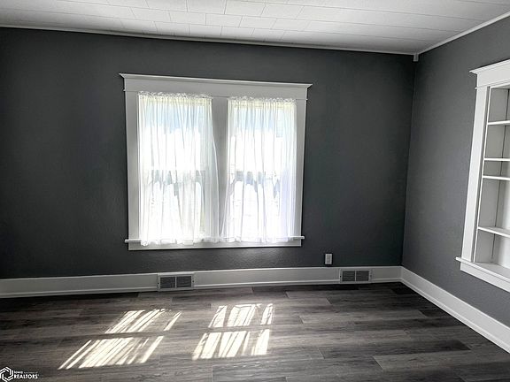 4th image of 517 2nd St