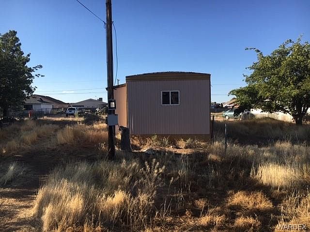 2nd image of 3306 E Thompson Ave