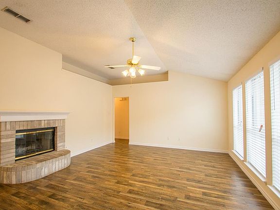 4th image of 5701 Northfield Dr
