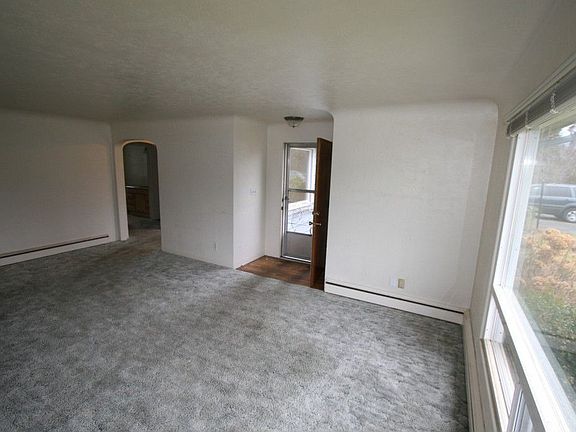 5th image of 622 Greenstreet Blvd