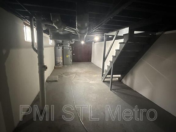 5th image of 4952-4956 Oleatha Ave