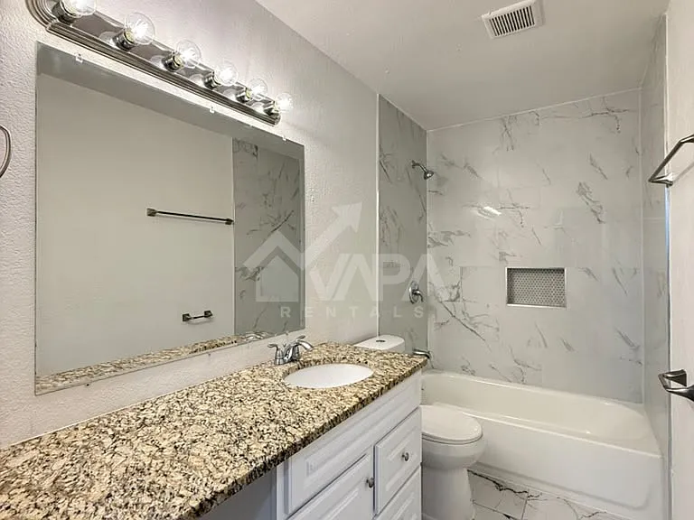 9840 Logans Ridge Dr — Photo 14