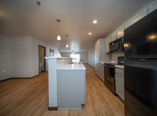 4812 S Hosta Ave, Sioux Falls, SD 57110