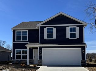 13 Sawmill Dr, Ashville, OH 43103