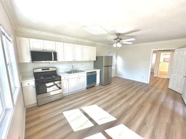 715 Magnolia Ave, Los Angeles, CA 90005