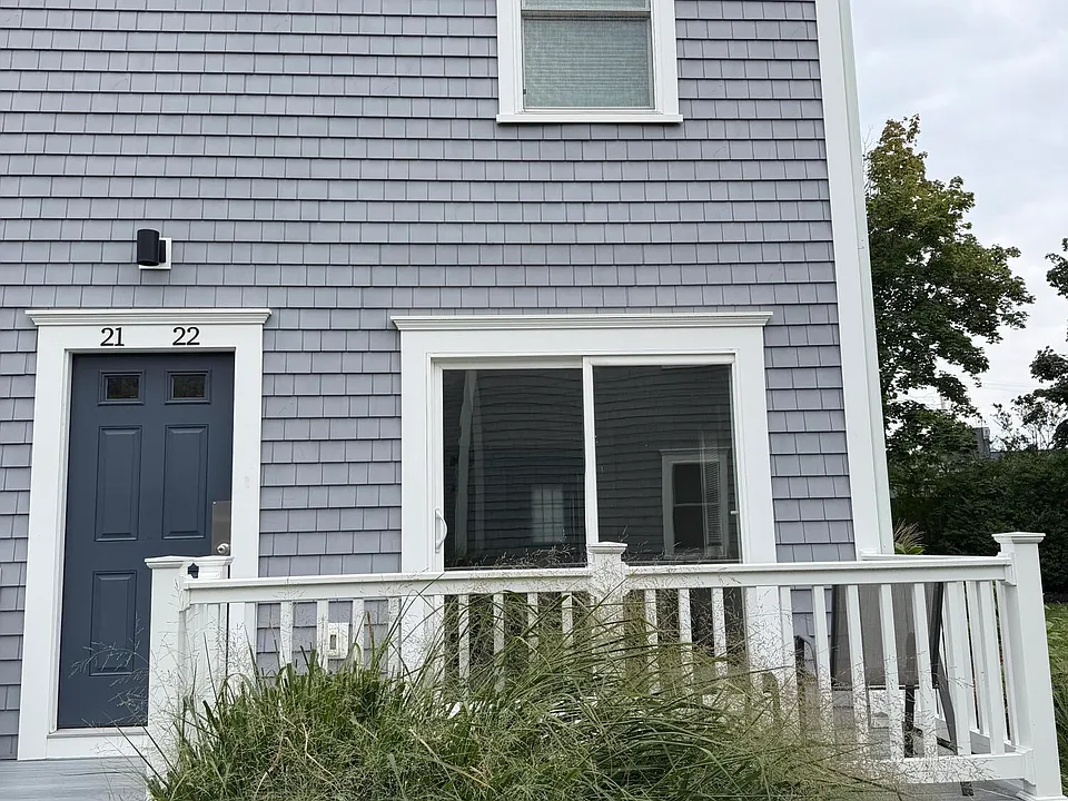 31 Cedar Ave #21