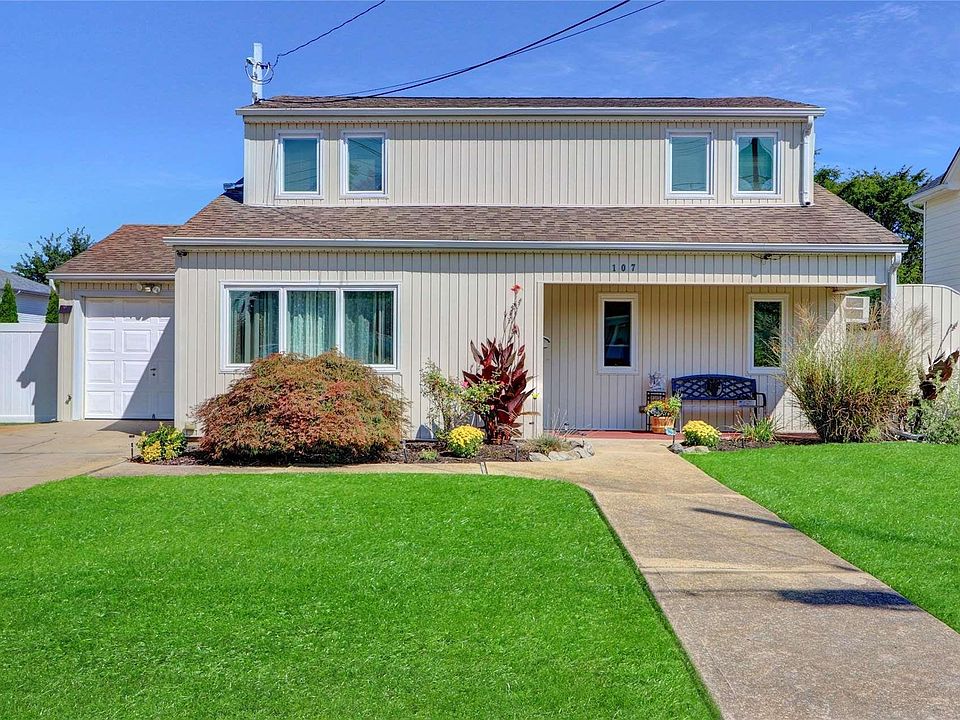 1st image of 107 Berkeley Place