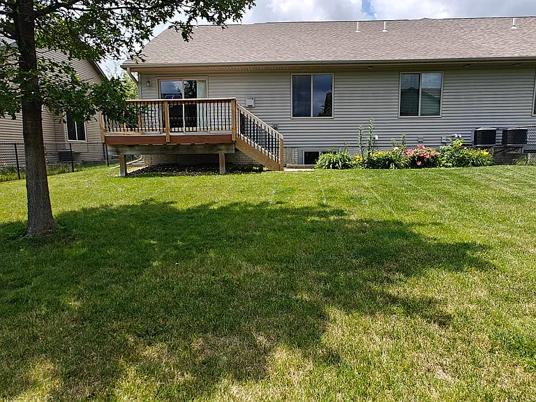 242 S Stewart St — Photo 19