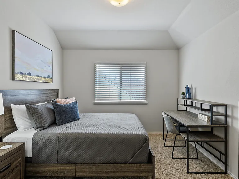 9704 Hedge Bell Dr — Photo 20