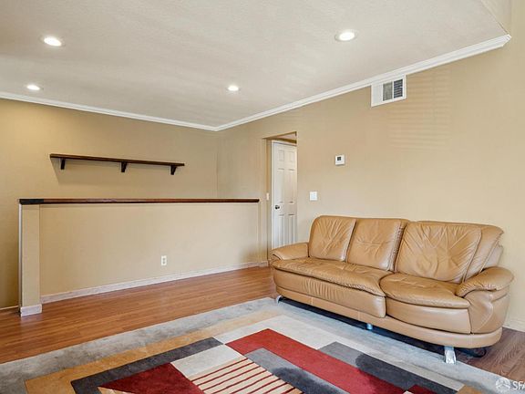 4th image of 310 Atlas Dr APT 1