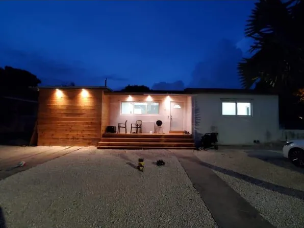 1081 NE 166th St, North Miami Beach, FL 33162