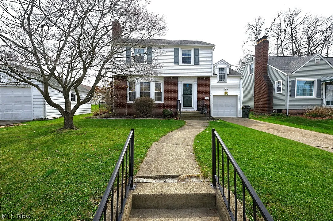1220 Havana Pl NE photo 1