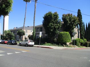 8714-8724 Holloway Dr, West Hollywood, CA 90069