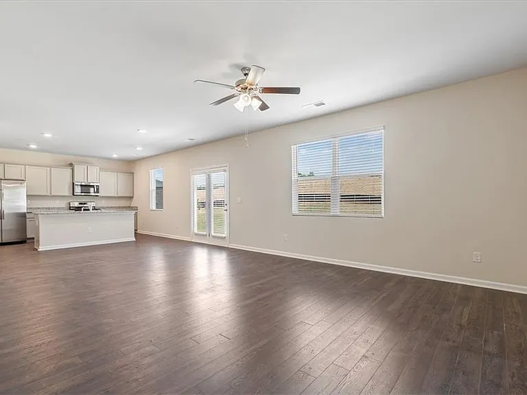 1508 Brangus Dr — Photo 11