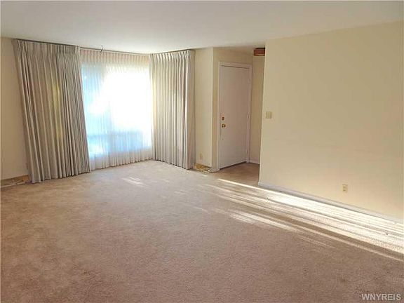 4th image of 1363 Abington Pl