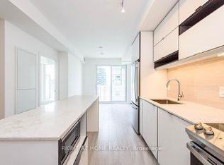 4065 Confederation Pkwy #701, Mississauga, ON L5B 0L4