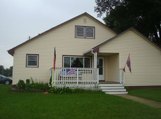 126 Colony Dr, Cherokee, IA 51012