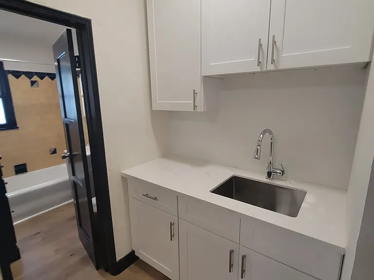 4151 3rd Ave #3 — Photo 10