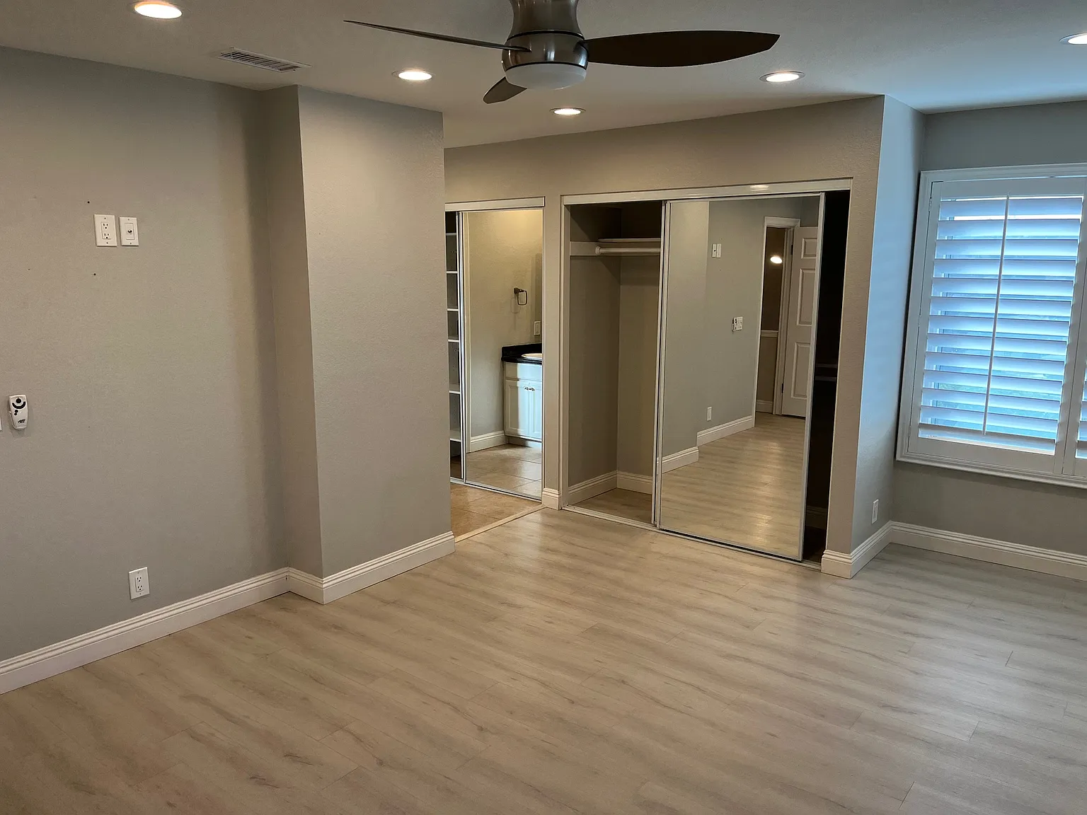4 bed, 1713 sqft, $1,300 — Photo 2