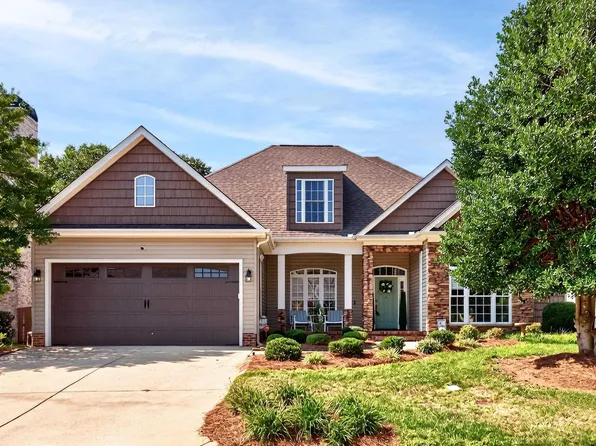 8 Garden Corners Ct, Simpsonville, SC 29681