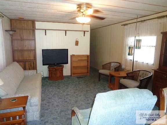 2nd image of 13817 Park Pl