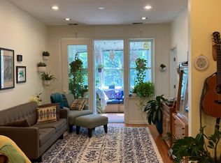 2540 W Eastwood Ave #2, Chicago, IL 60625