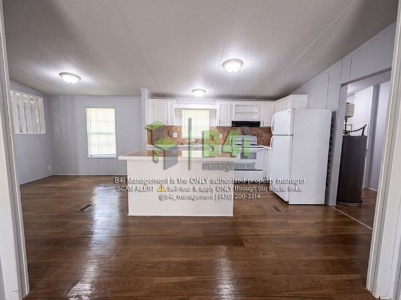 4th image of 145 Springbrook Cir