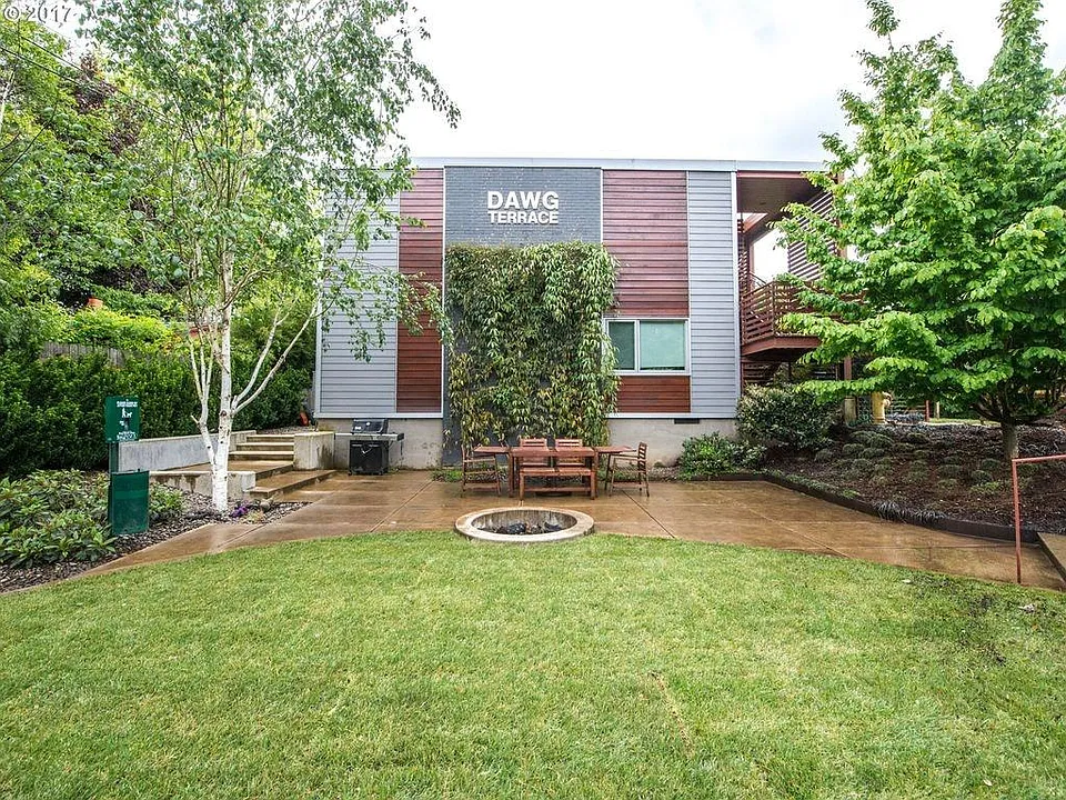 638 SE 26th Ave #2