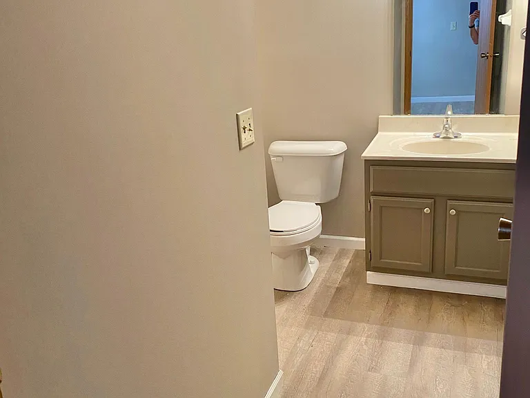 1162 Cambridge Way — Photo 10