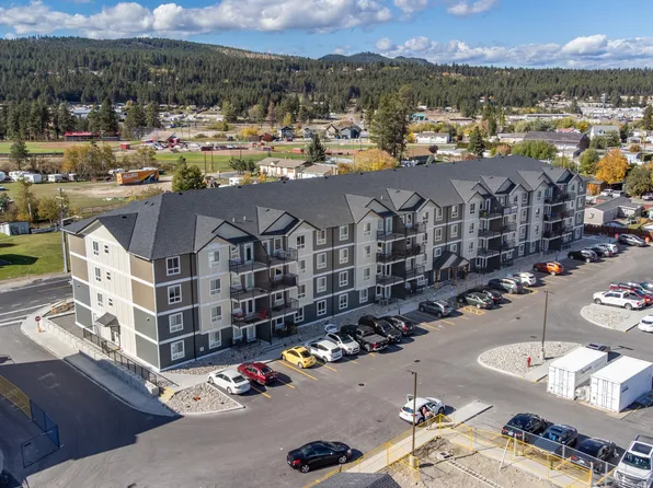 814 Innes Ave S, Cranbrook, BC V1C 2A4