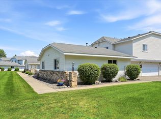 11102 Drake St NW, Coon Rapids, MN 55433