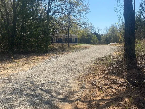 26213 Highway 102, Tecumseh, OK 74873