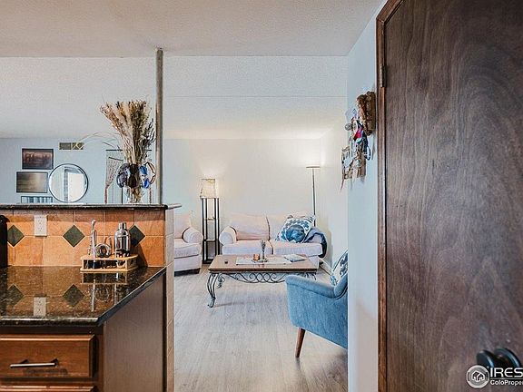 3rd image of 805 29th St #402