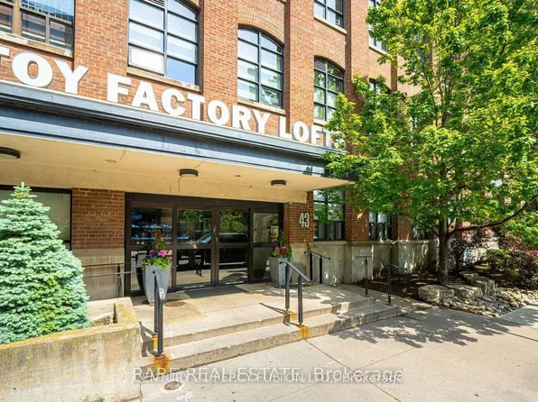 43 Hanna Ave #217, Toronto, ON M6K 1X1