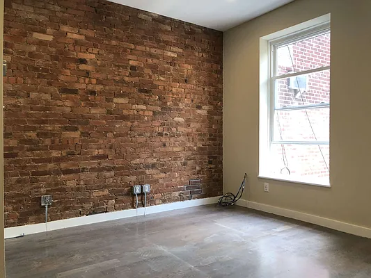 Rented by Cooper & Cooper Real Estate | media 3