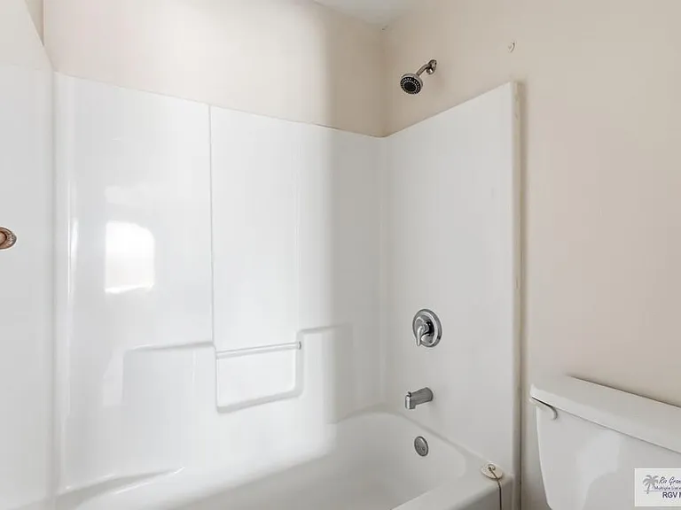 401 Jose Marti Blvd #103 — Photo 7
