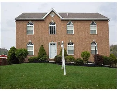 470 Shelbourne Dr photo 1