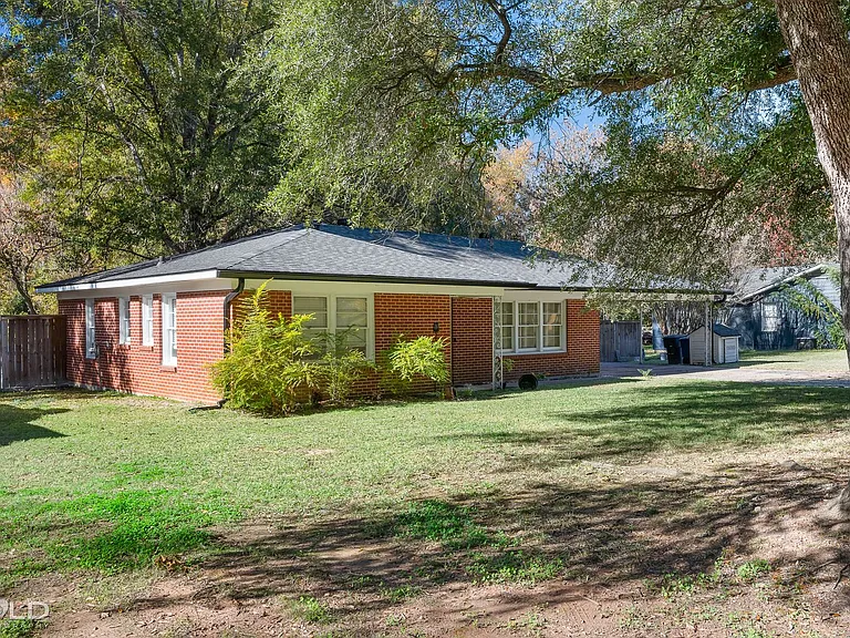 8920 Acacia Ln — Photo 20