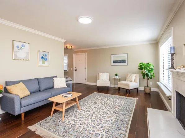 70 Scottsdale Way, Novato, CA 94947