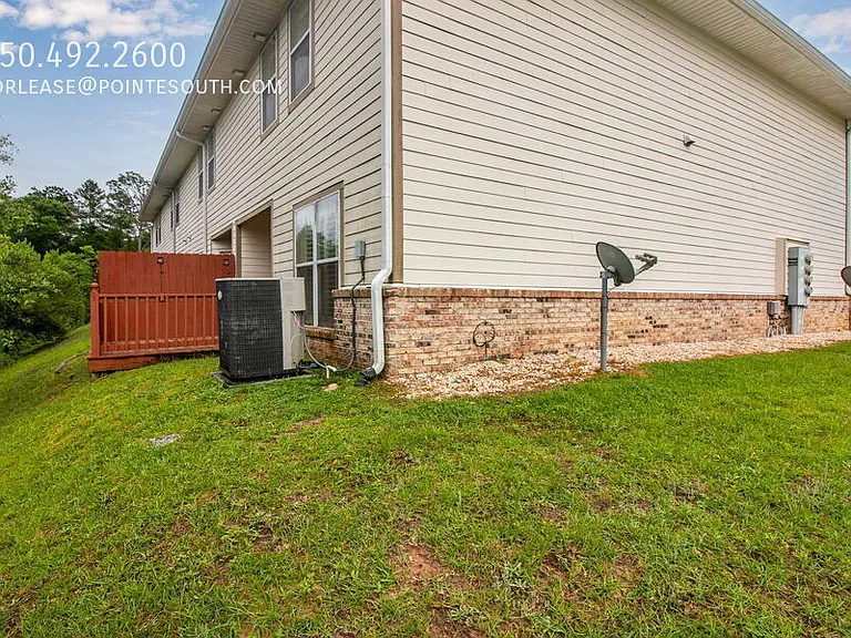 408 Arbor Lake Dr — Photo 3