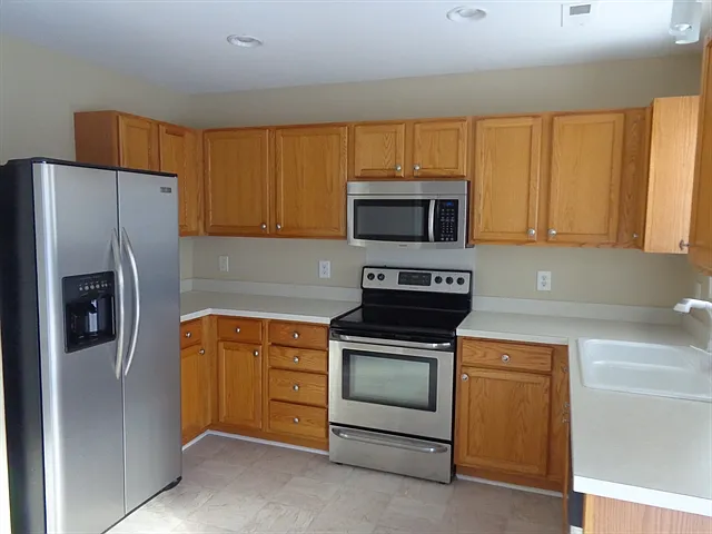 10510 Glory Meadow Ct — Photo 3
