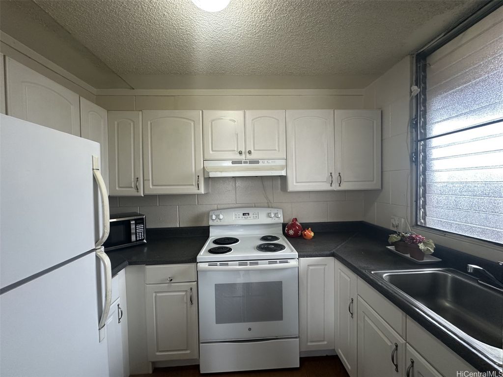 834 Lehua Ave APT 307, Pearl City, HI - More