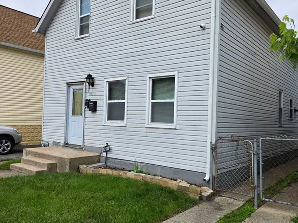 12538 S Honore St, Calumet Park, IL 60827