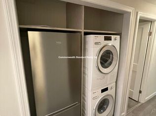 204 Endicott St #2F, Boston, MA 02113