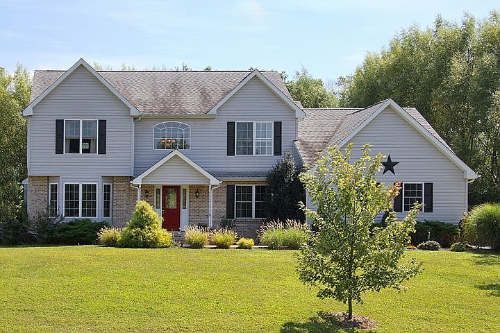 Spacious Home In Wonderful Woolwich Twp.