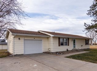 212 SW 7th St, Stuart, IA 50250