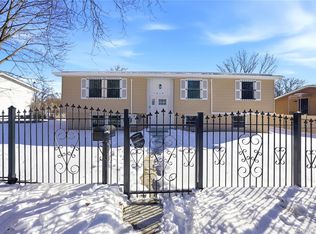 1510 Crotona Park E, Bronx, NY 10460