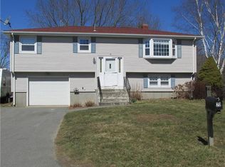 20 Reardon Dr, Middletown, RI 02842